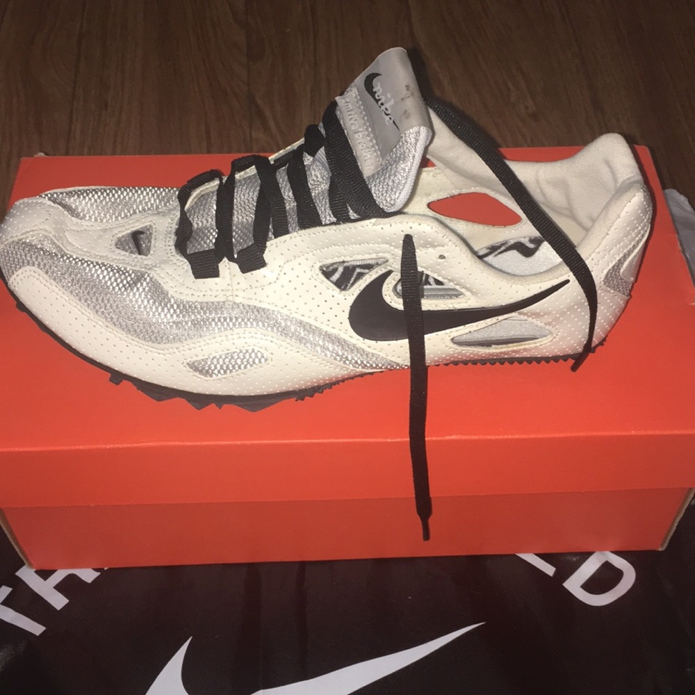 Nike 18 Pyramid T&F Shoe